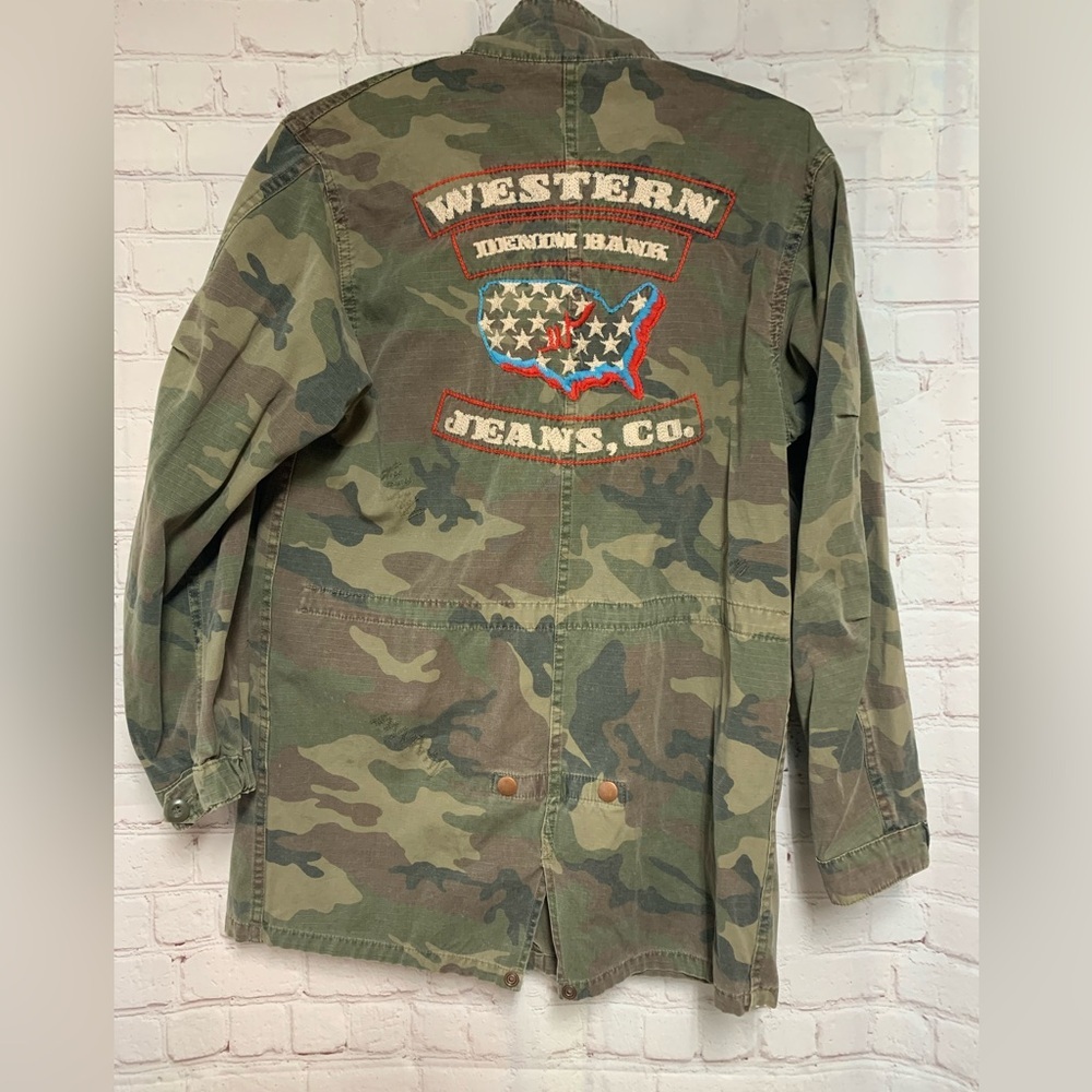 Western Denim Bank Camo Embroidered Distressed Jacket Size M​